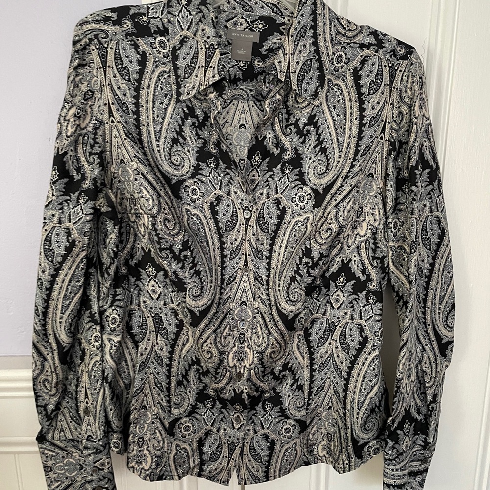 Ann Taylor silk button blouse size 6